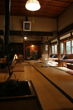 小国散策・花郷庵（かごうあん）店内