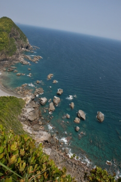 島野浦・波越展望所／ナカヤマ崖