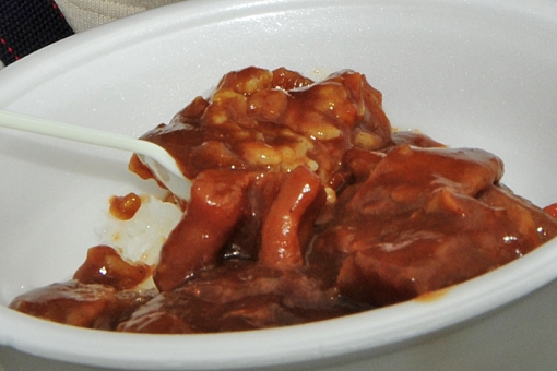 2011九州ご当地グルメin阿蘇・スジ肉カレー