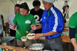 2011九州ご当地グルメin阿蘇・いぶすき温たまらん丼