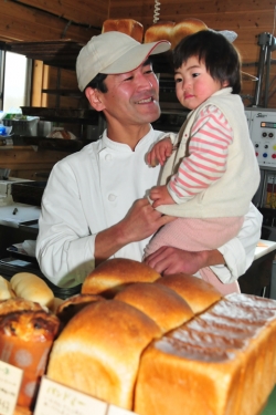 パン工房豆の木・泊伸一郎オーナー