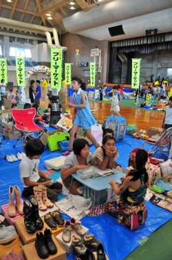 こどもフリマ・会場風景