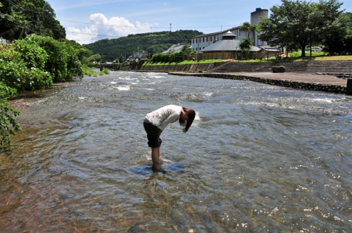 人形工房 かじか・芦川河川プール