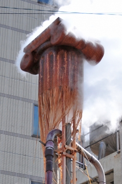 別府現代芸術フェスティバル2012 別府混浴温泉世界 内覧バスツアー 鉄輪地区「チウ・ジージエ」