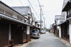 雑貨＆カフェ民・美々津町風景