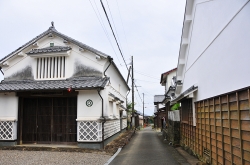 雑貨＆カフェ民・美々津町風景