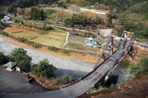 冬の西米良村「グルメ散策」〜 かりこぼうず大橋