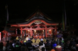 青島裸まいり・神社参拝イメージ