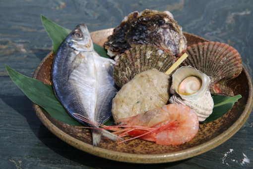 髙平屋・海鮮焼き