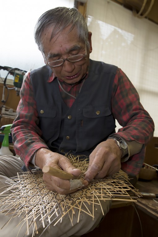 匠の里「日之影町」にて「わら細工」（わら細工たくぼさん）と「竹細工」（藤原 誠さん）の取材をしました。