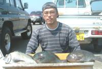 鈴木氏 クロ,チヌ(1,1〜1,5kg)