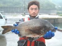 高舘氏チヌ(2,2kg47cm)