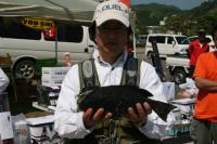 ���R����