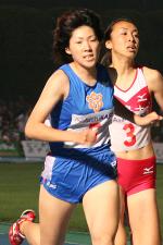 女子800m