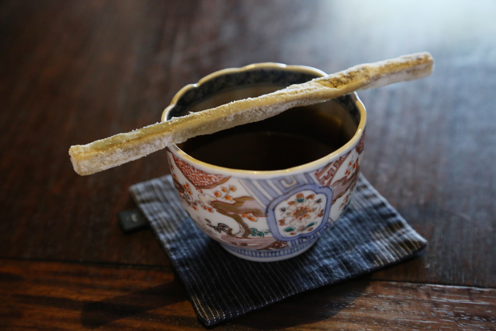 富春館・ごぼうコーヒー